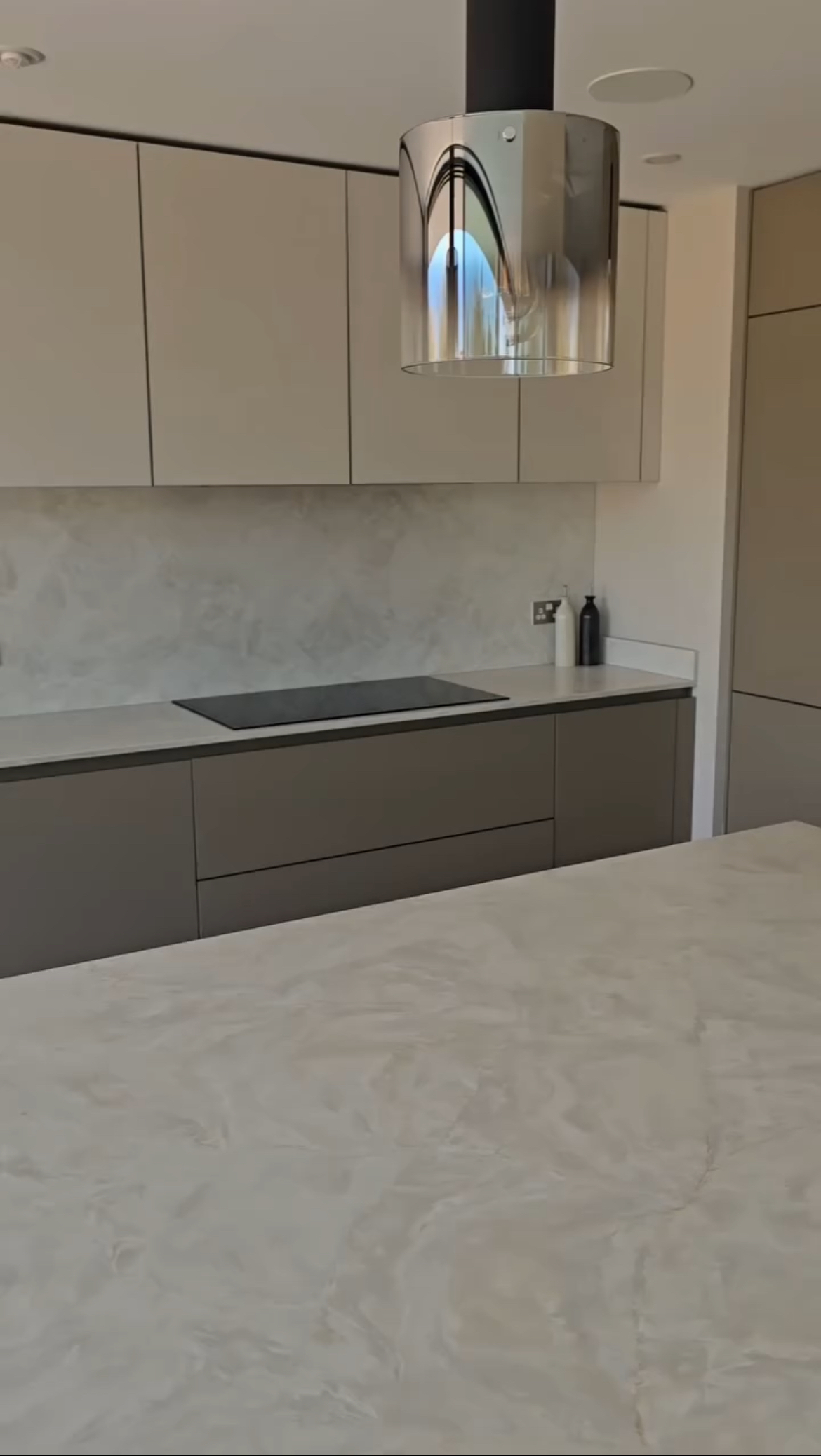 Kitchen detail by Thomas Adams Building