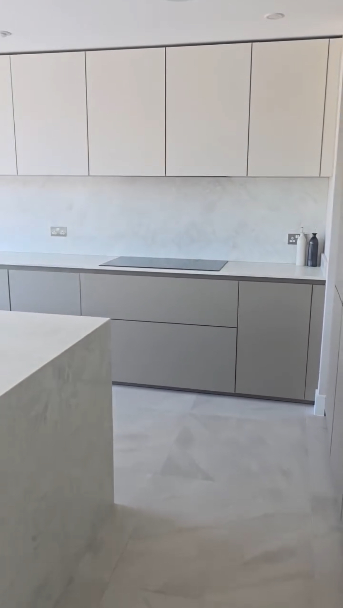 Completed kitchen by Thomas Adams Building